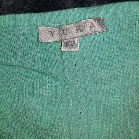 Yuka Sweater - Picture 2 of 2